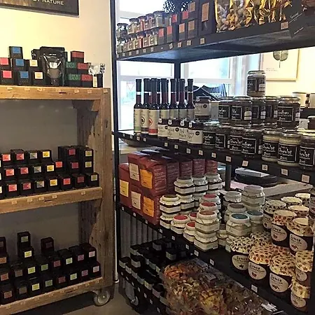 瑞博格酒店 3* 比隆