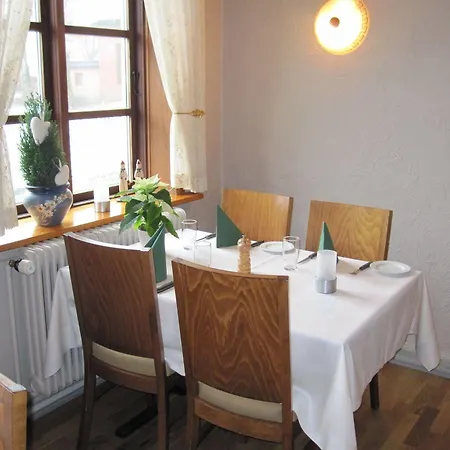 Refborg 3*