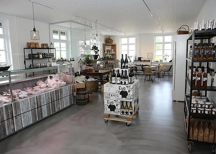 Отель Refborg 3*